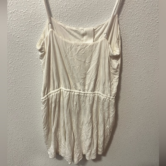 Lovers & Friends Valentina romper - Picture 5 of 6